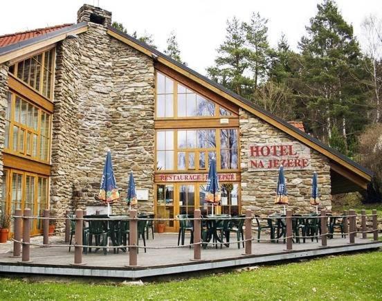 Hotel Na Jezere Horní Planá Exteriör bild